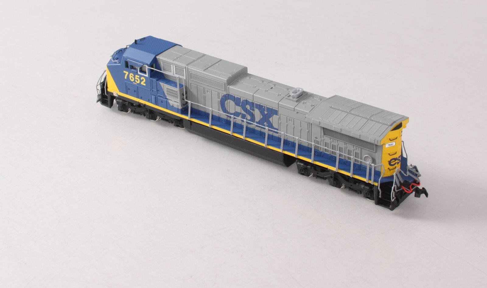 Bachmann 86011 HO Scale CSX GE Dash 8-40CW Wide Cab Diesel Locomoitve #7652 LN/Box