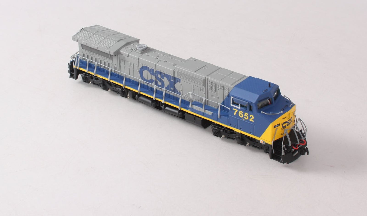 Bachmann 86011 HO Scale CSX GE Dash 8-40CW Wide Cab Diesel Locomoitve #7652 LN/Box