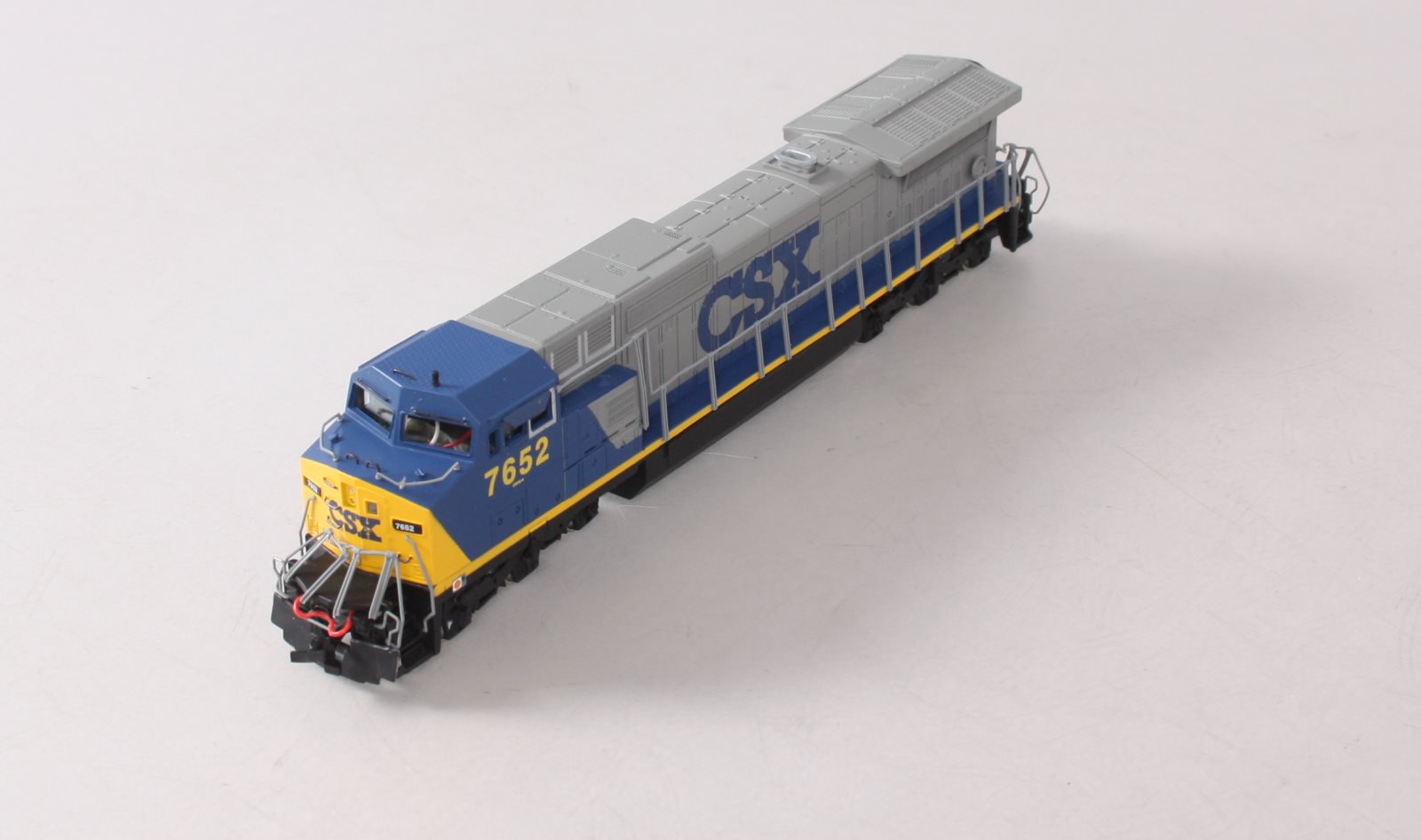 Bachmann 86011 HO Scale CSX GE Dash 8-40CW Wide Cab Diesel Locomoitve #7652 LN/Box
