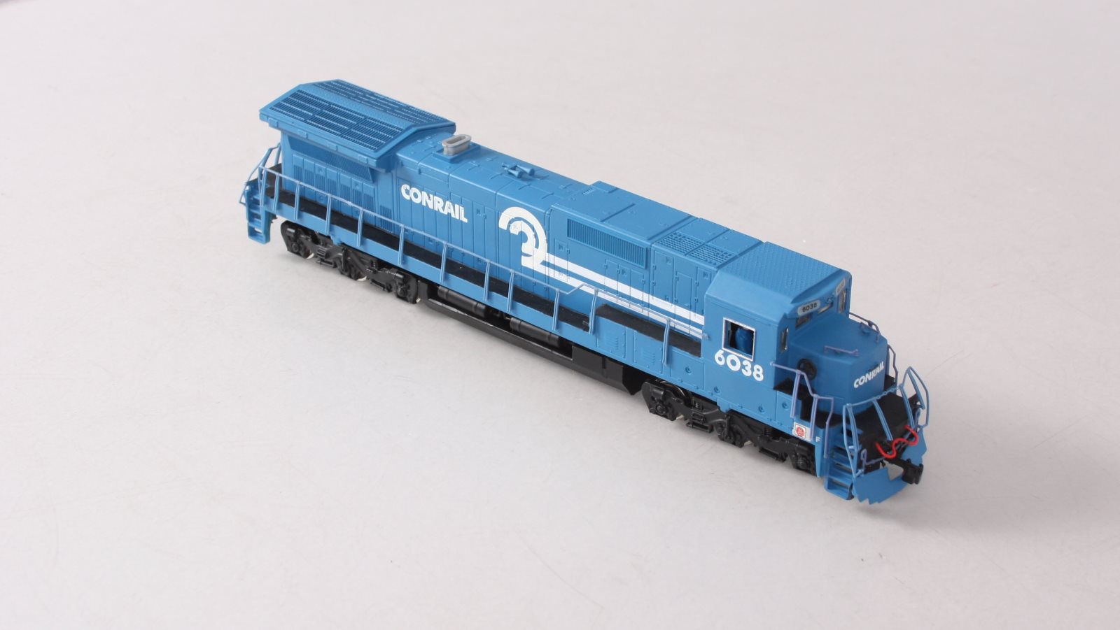 Bachmann 85013 HO Conrail GE Dash 8-40C Diesel Locomotive #6038 EX/Box