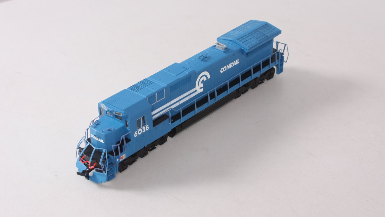 Bachmann 85013 HO Conrail GE Dash 8-40C Diesel Locomotive #6038 EX/Box