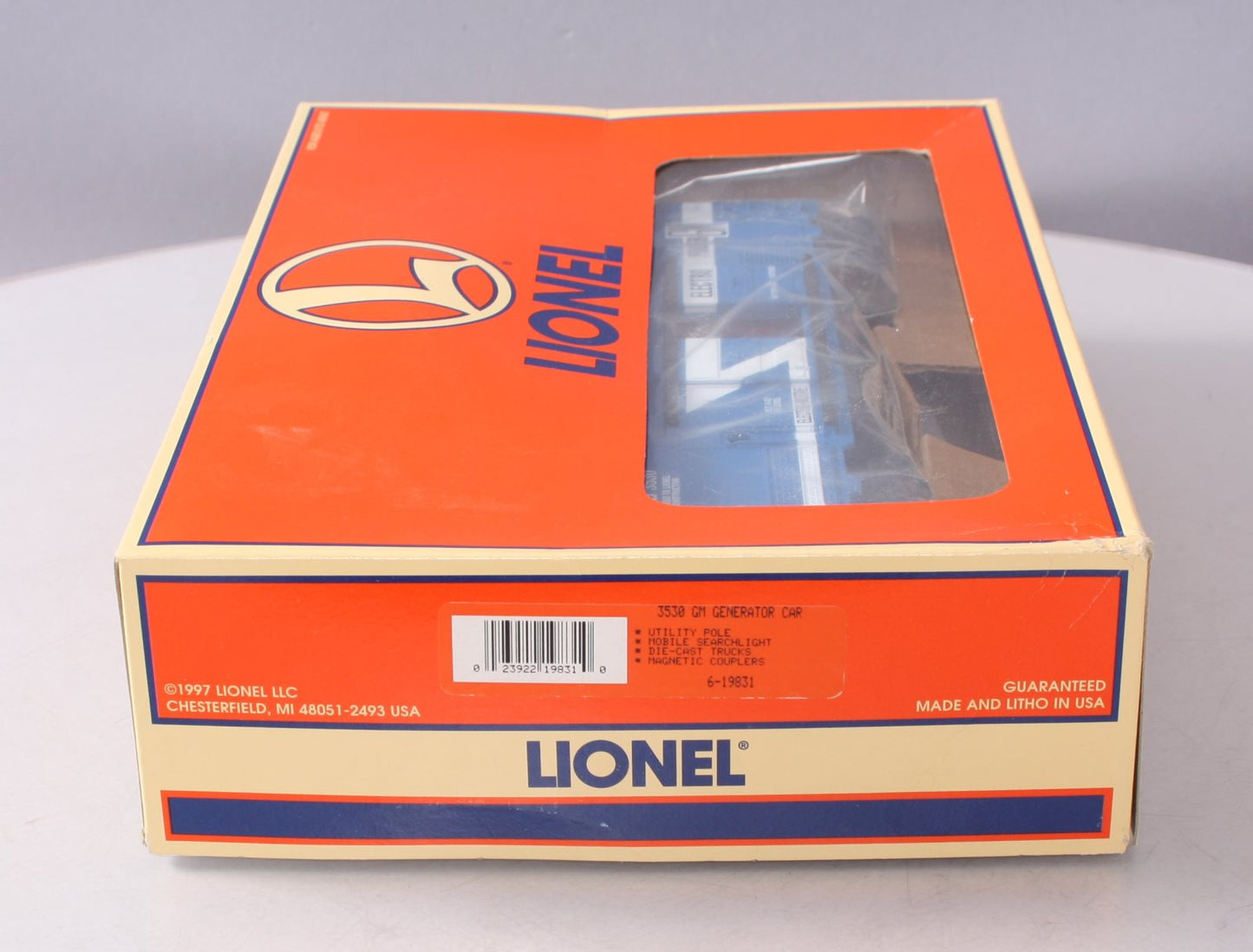 Lionel 6-19831 O Gauge GM Operating Generator Car with Searchlight LN/Box