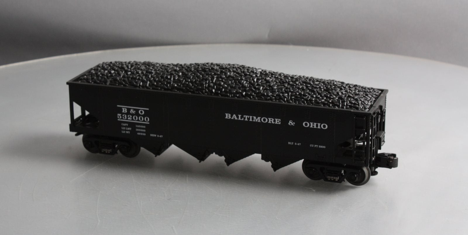 MTH 30-8001 O Baltimore & Ohio Die-Cast 4-Bay Hopper with Coal Load NIB