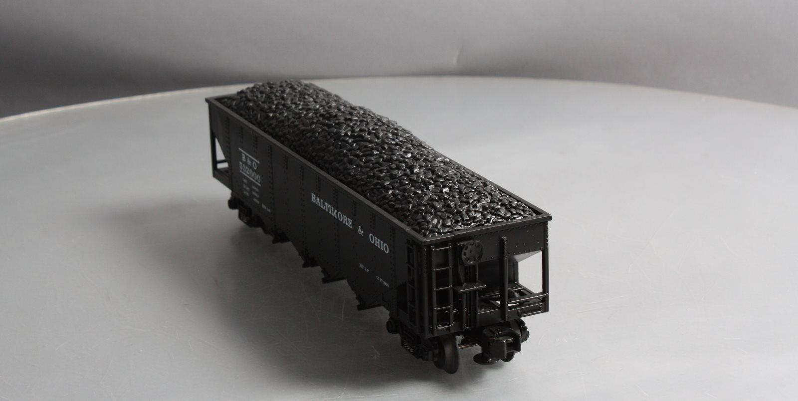 MTH 30-8001 O Baltimore & Ohio Die-Cast 4-Bay Hopper with Coal Load NIB