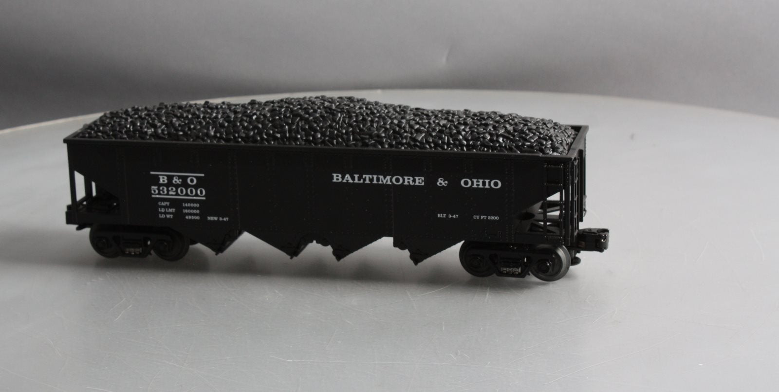 MTH 30-8001 O Baltimore & Ohio Die-Cast 4-Bay Hopper with Coal Load NIB