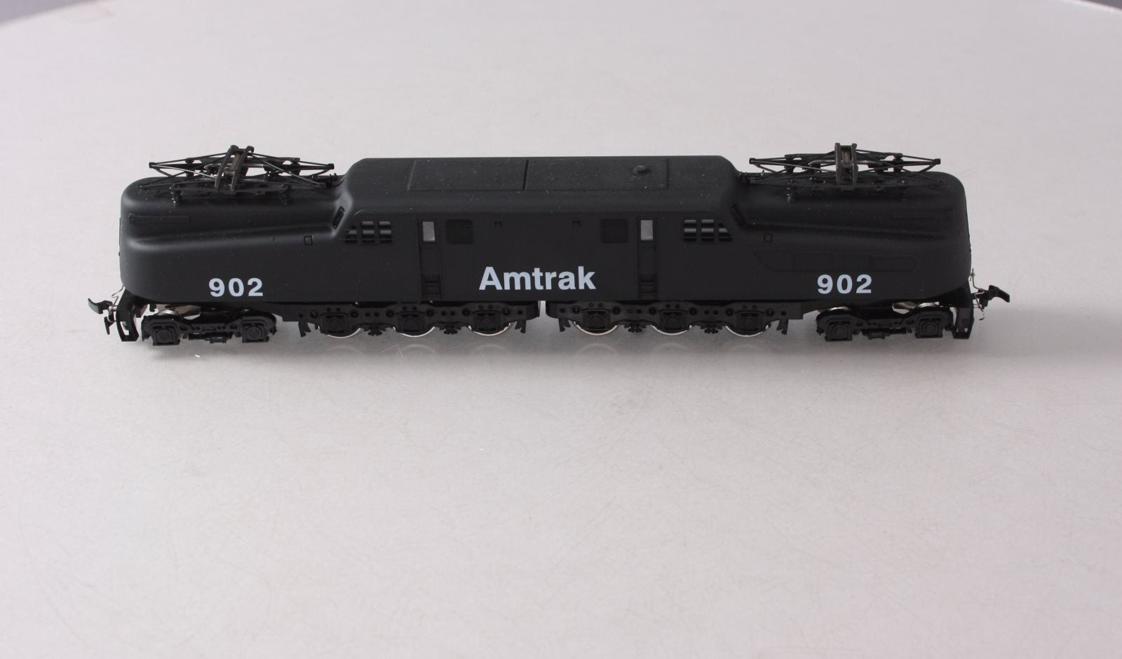 IHC M9310 HO Amtrak Electric Locomotive #902 LN/Box