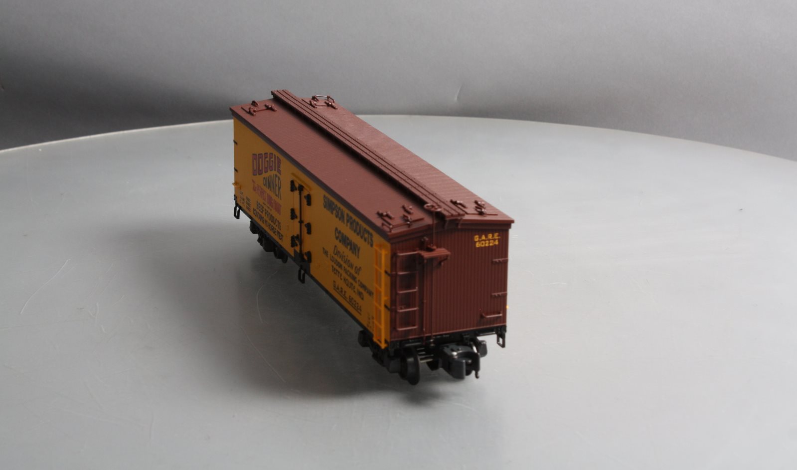 K-Line K742-8023 O Gauge Doggie Dinner Wood Sided Reefer Car #60224 LN/Box