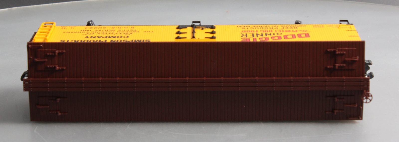 K-Line K742-8023 O Gauge Doggie Dinner Wood Sided Reefer Car #60224 LN/Box