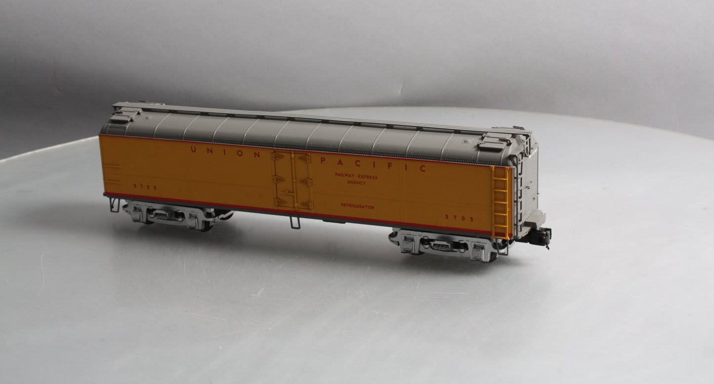 MTH 20-3416A O Union Pacific R50B Express Reefer Car #5705 NIB