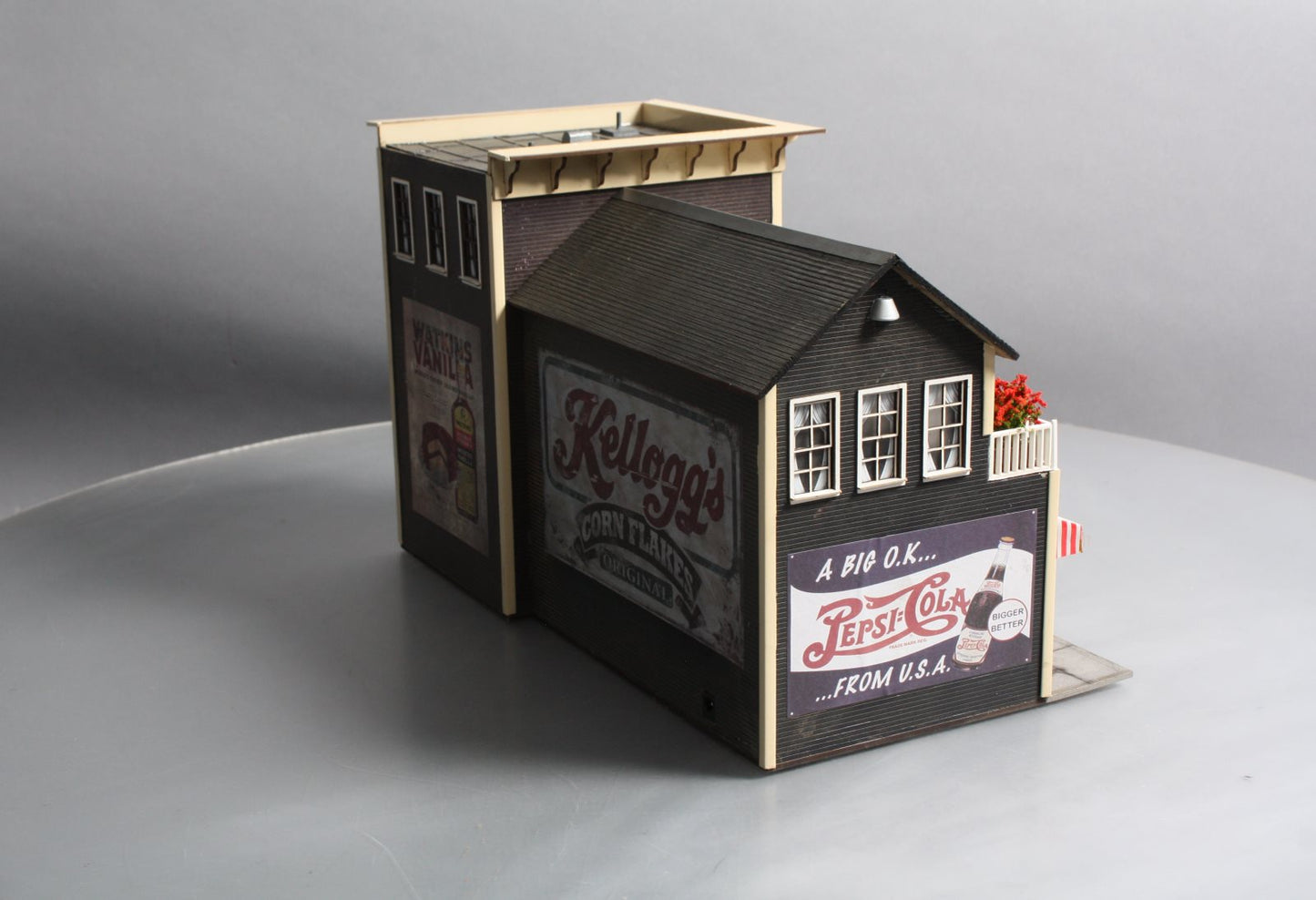 Menards 279-3971 O Gauge Watkins Building Built Up Structure