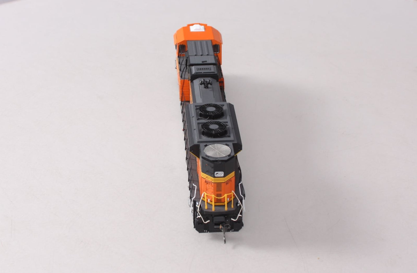 Athearn G68614 HO BNSF SD70ACe Diesel Locomotive #9271 w/DCC/Sound
