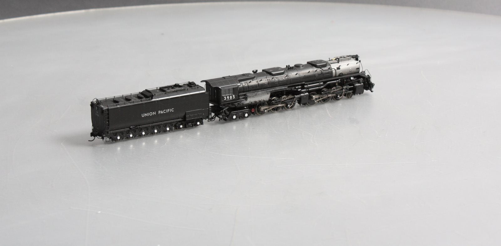 Athearn 22923 N Scale Union Pacific 4-6-6-4Steam Locomotive w/DCC/Sound #3985