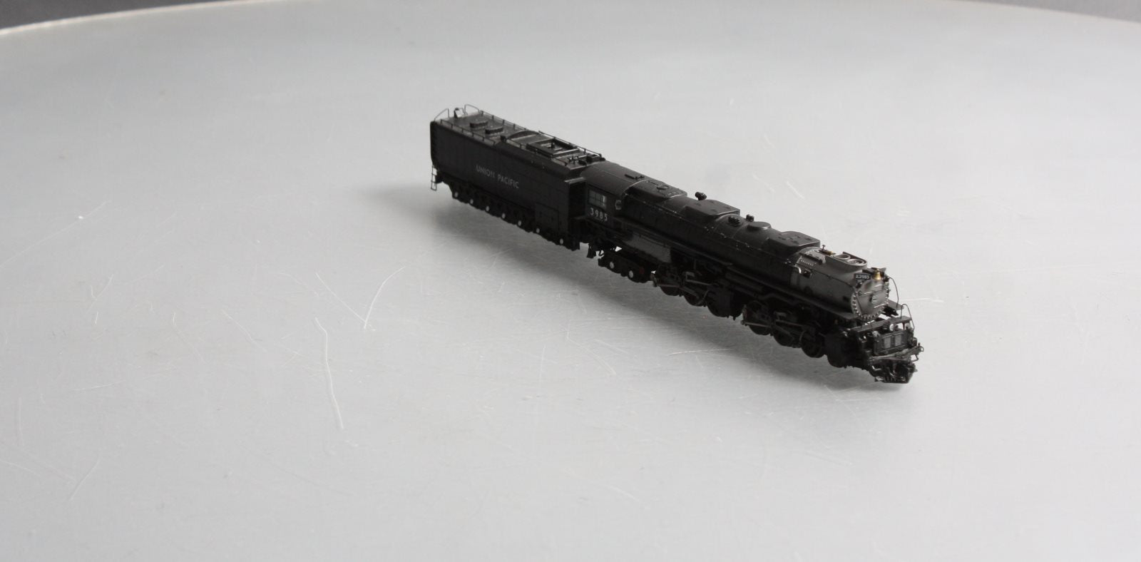 Athearn 22923 N Scale Union Pacific 4-6-6-4Steam Locomotive w/DCC/Sound #3985