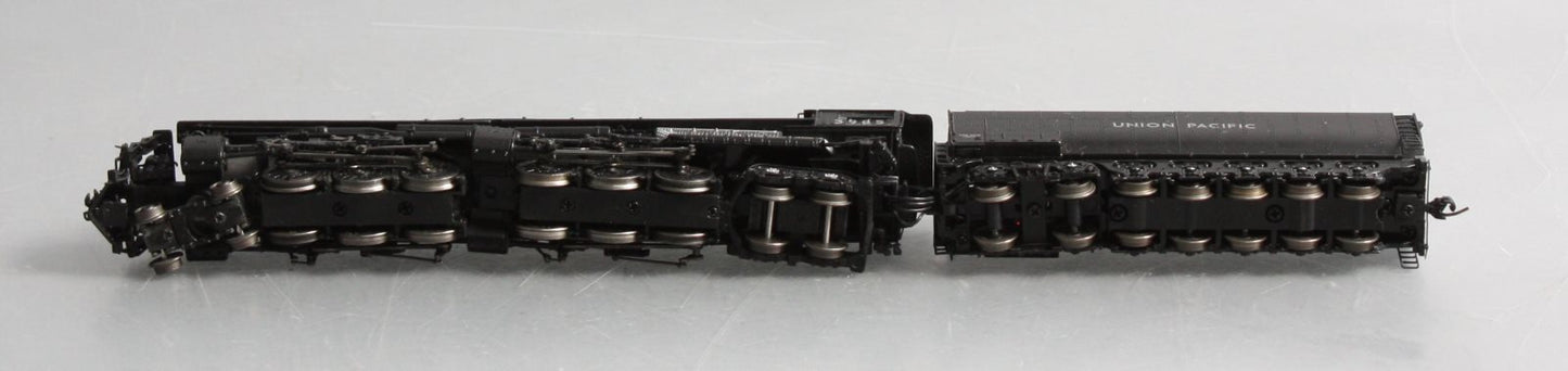 Athearn 22923 N Scale Union Pacific 4-6-6-4Steam Locomotive w/DCC/Sound #3985