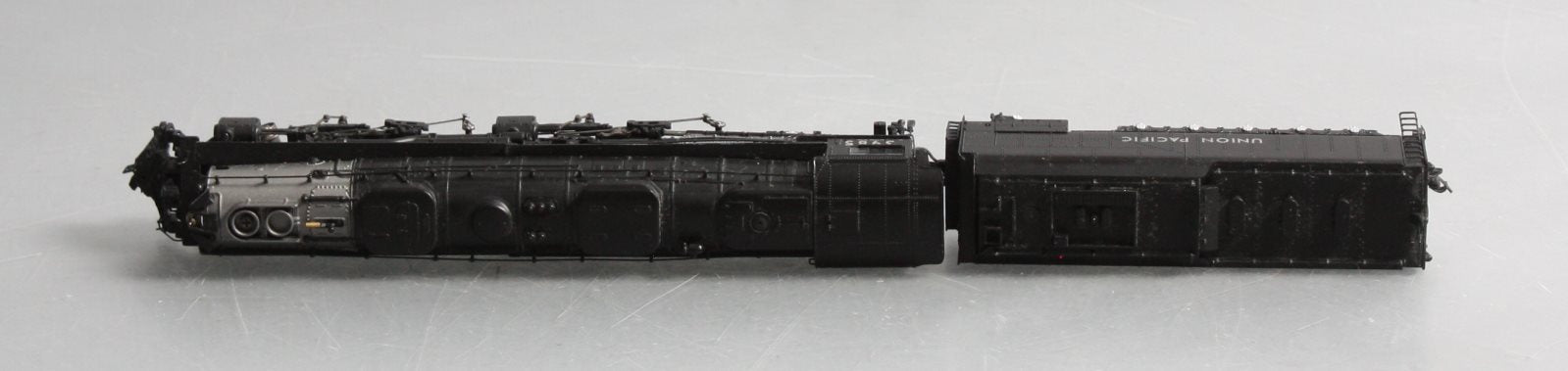 Athearn 22923 N Scale Union Pacific 4-6-6-4Steam Locomotive w/DCC/Sound #3985