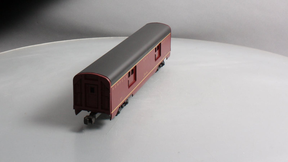 Lionel 6-19139 O Gauge Norfolk and Western Aluminum Baggage Car #577 NIB