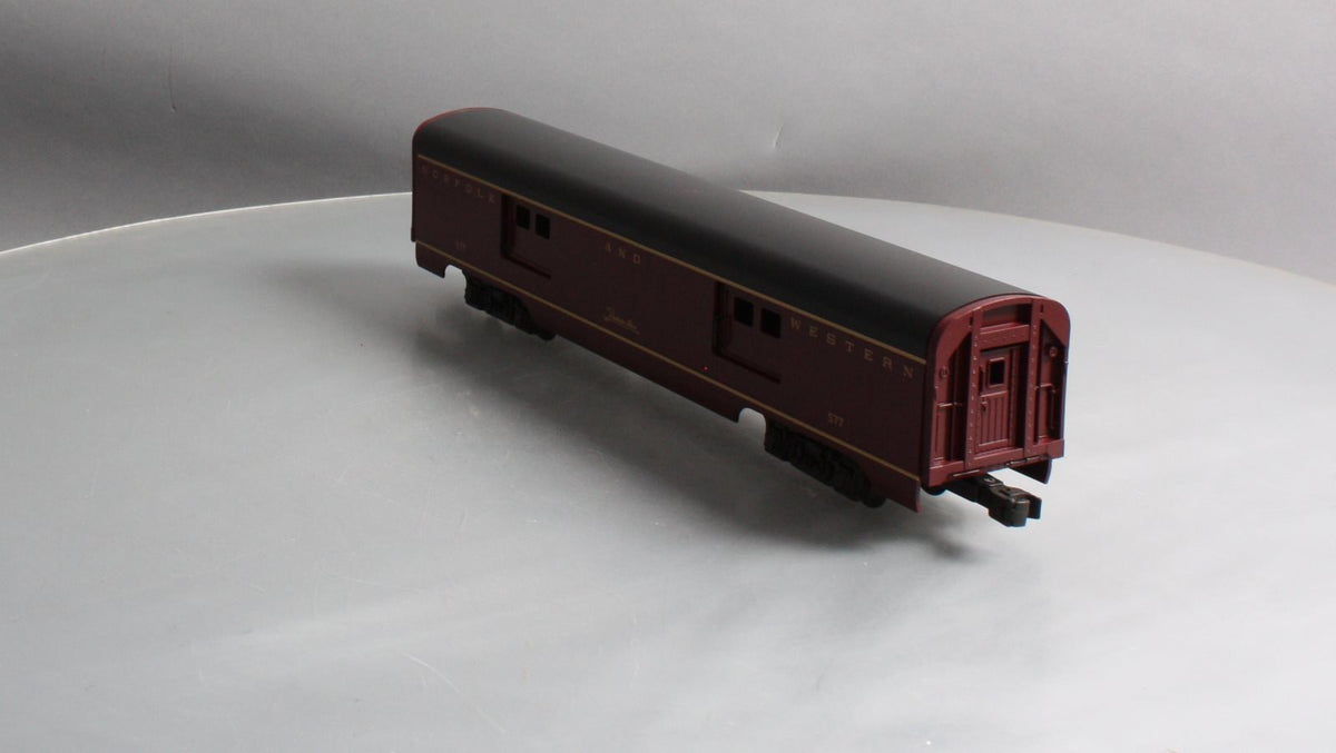 Lionel 6-19139 O Gauge Norfolk and Western Aluminum Baggage Car #577 NIB