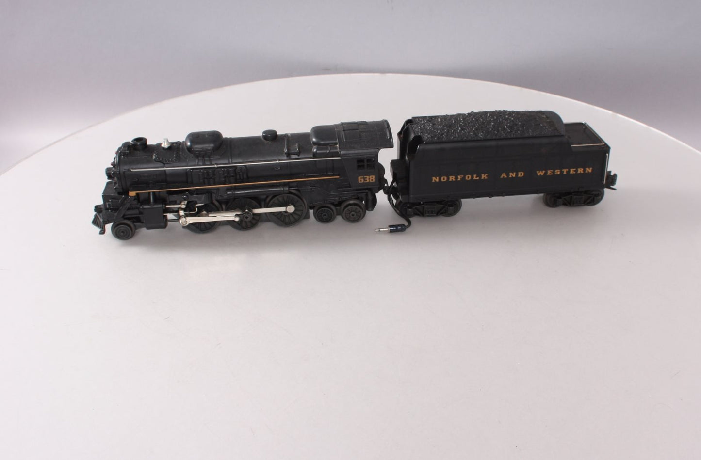 Lionel 6-18638 Norfolk & Western 2-6-4 Steam Loco & Tender #638 EX/Box