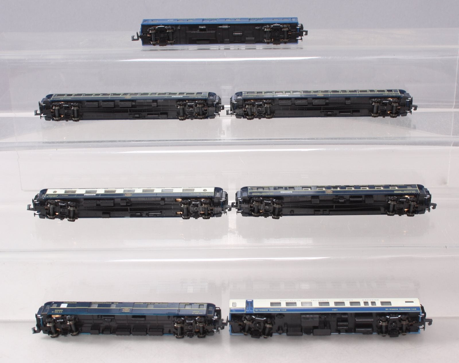 Kato 10-561 N Scale Nostalgie Istanbul Orient Express 7-Car Set LN/Box