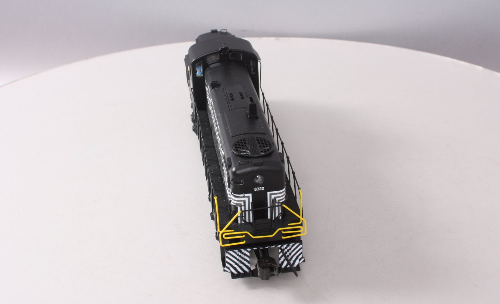 K-Line K2470-8322 O New York Central RS-3 Powered Diesel Locomotive #8322 EX/Box