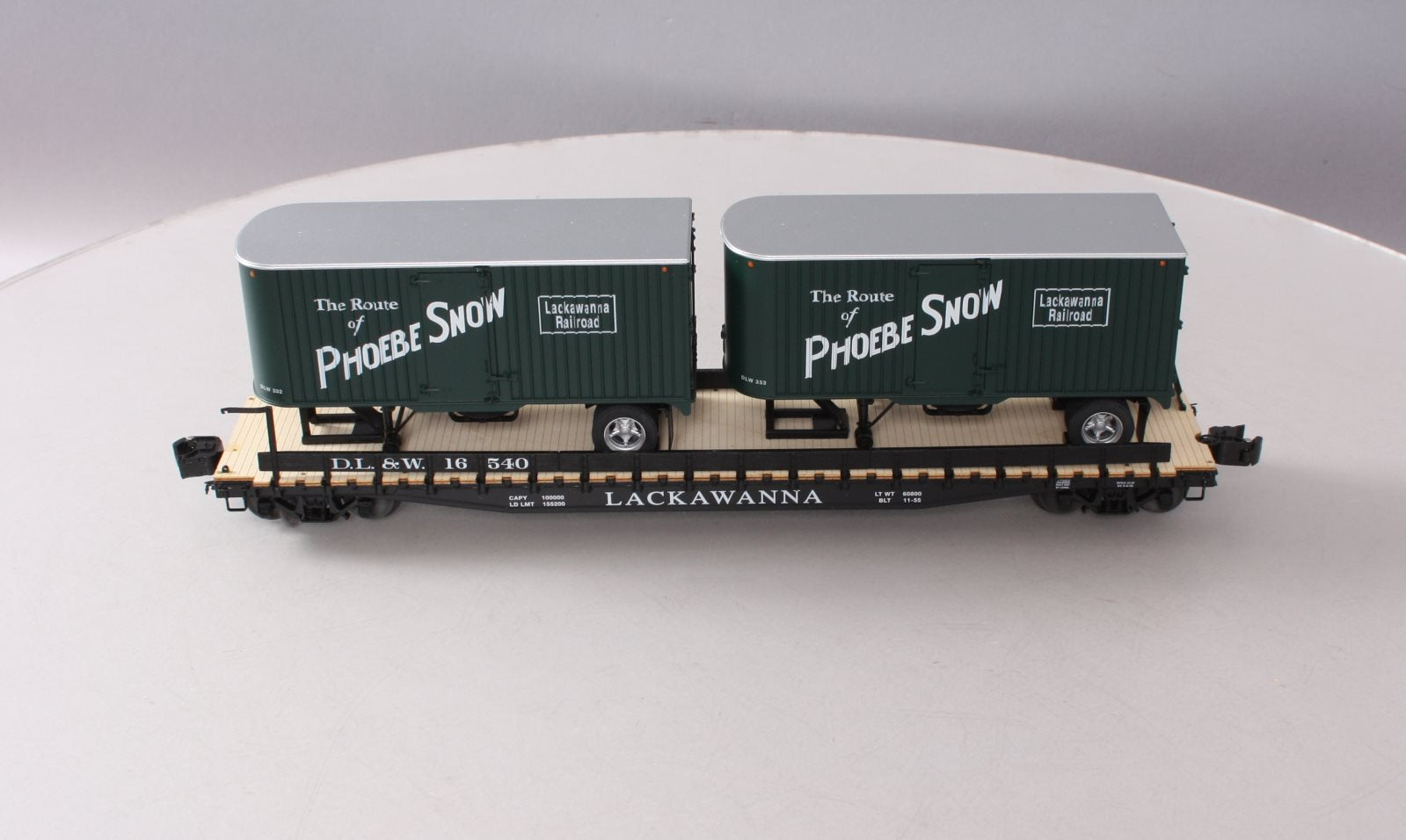 Lionel 6-27563 O Gauge Lackawanna Flatcar with Piggyback #16540