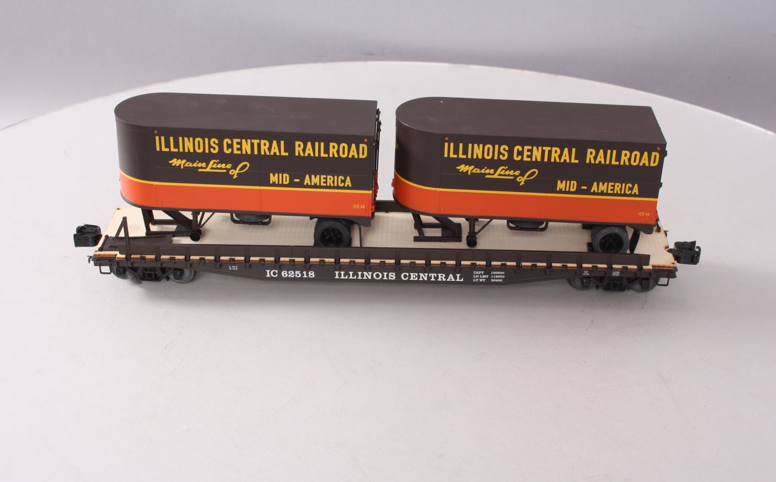 Lionel 6-27066 Illinois Central Flatcar with Piggyback Trailers