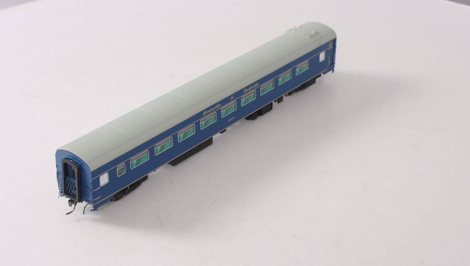 Rapido 100118 HO L&N Lightweight Coach #3254 LN/Box