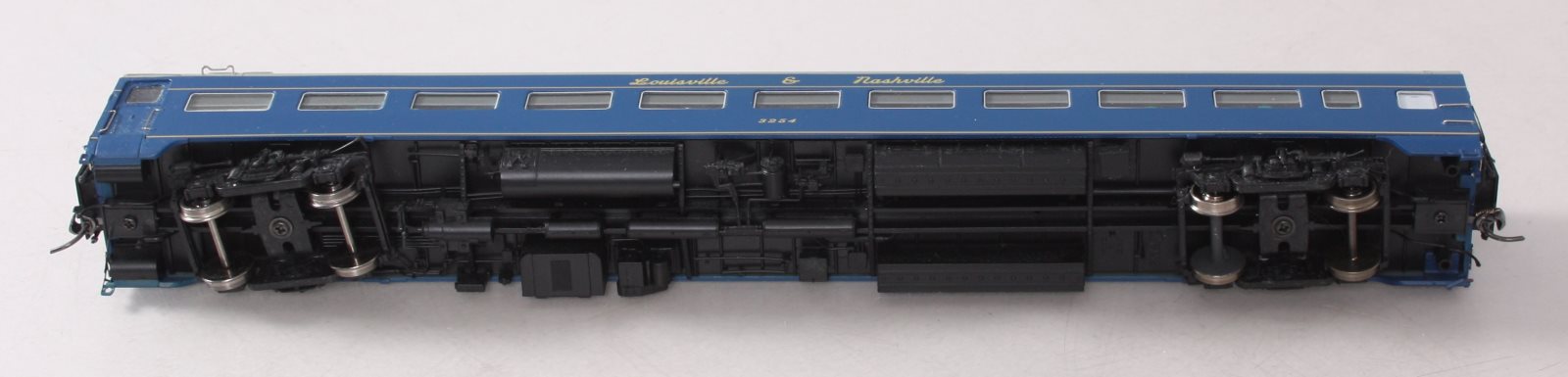 Rapido 100118 HO L&N Lightweight Coach #3254 LN/Box