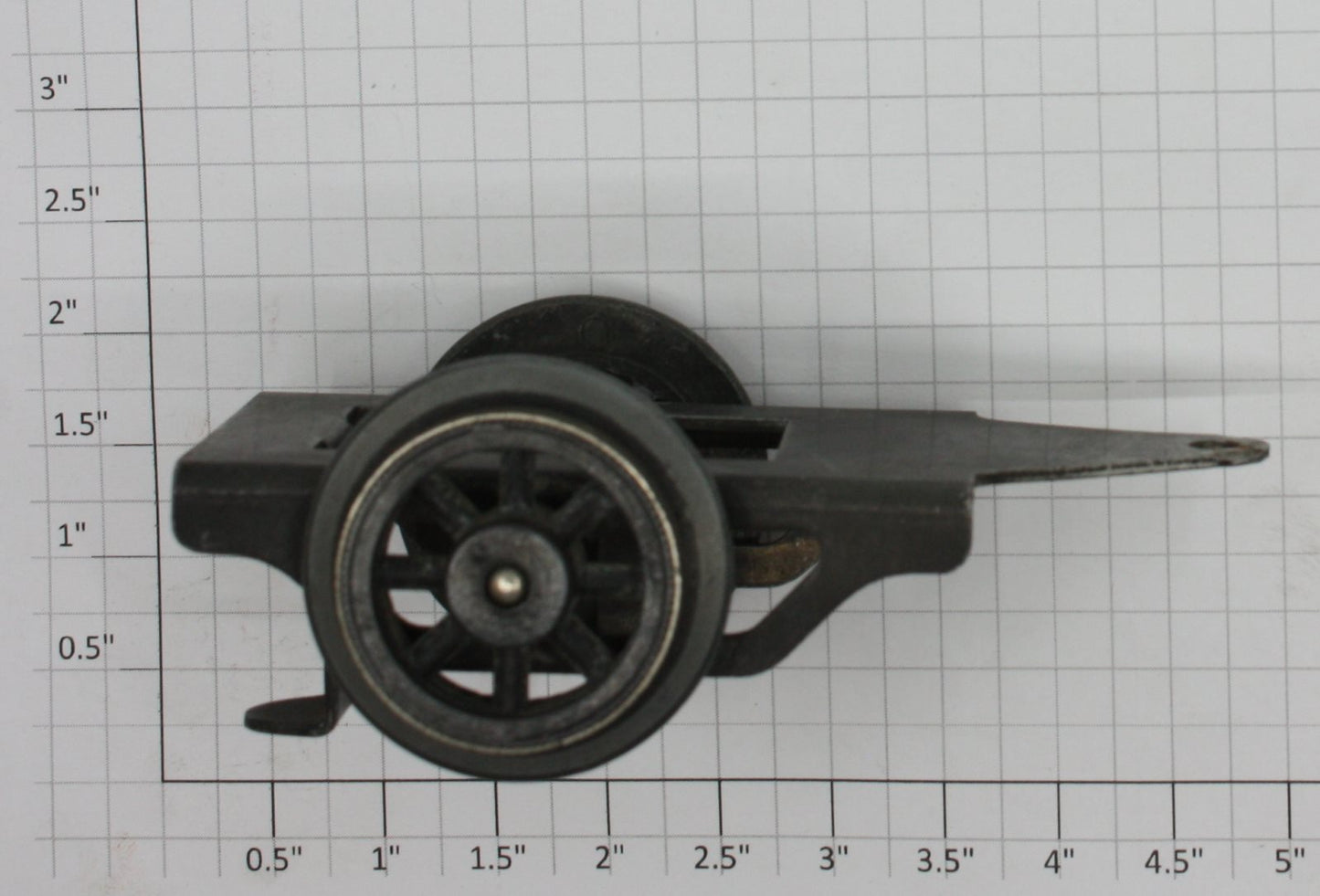 Lionel 385E-41 Prewar Rear Truck - Black Spoked w/ Nickel Rims