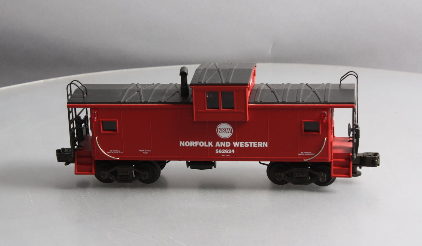 MTH 20-9103 O Norfolk and Western Extended Vision Caboose #562624 LN/Box