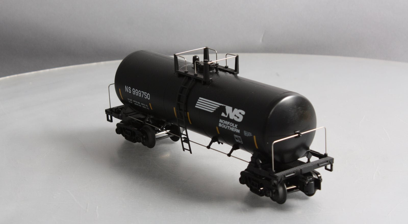 MTH 30-73339 O Gauge Norfolk Southern Modern Tank Car NIB