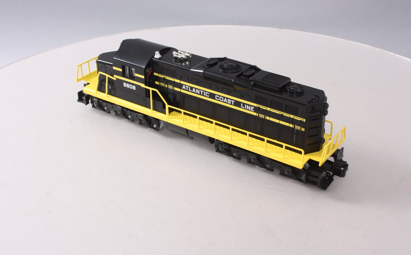 Lionel 6-18808 O Gauge Atlantic Coast Line SD-18 Diesel Locomotive #8808 EX/Box