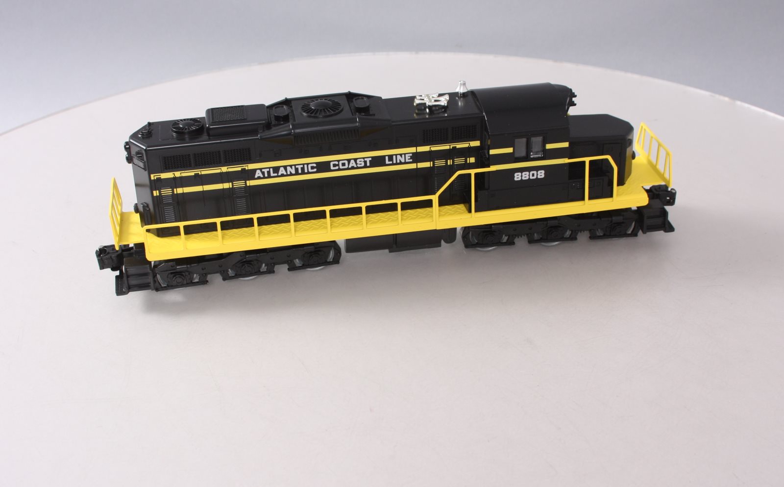 Lionel 6-18808 O Gauge Atlantic Coast Line SD-18 Diesel Locomotive #8808 EX/Box