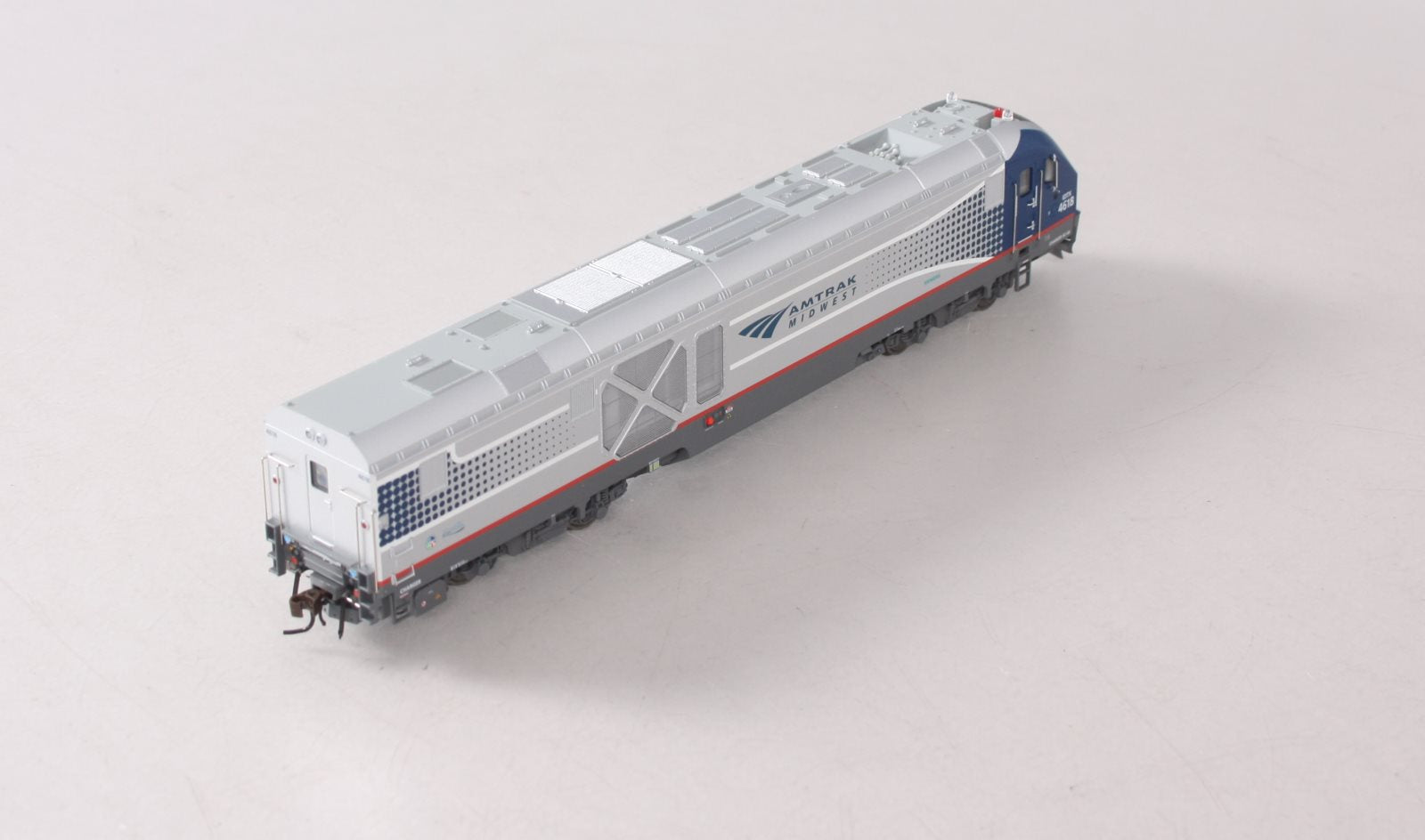 Bachmann 67901 HO Amtrak Midwest Charger SC-44 Diesel Loco with Sound #4618