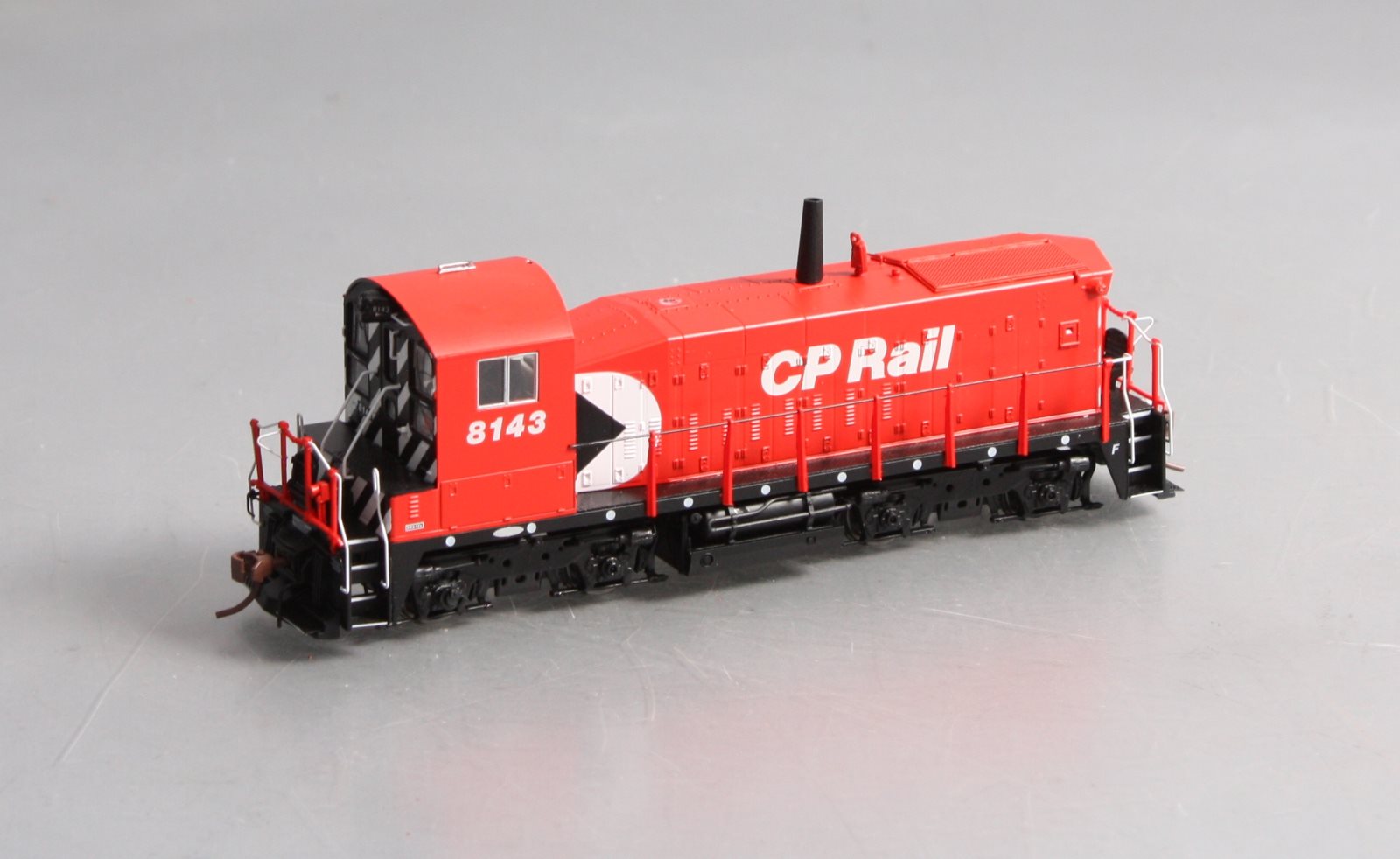 Rapido Trains 26027 HO CP SW1200RS Red(8')8143