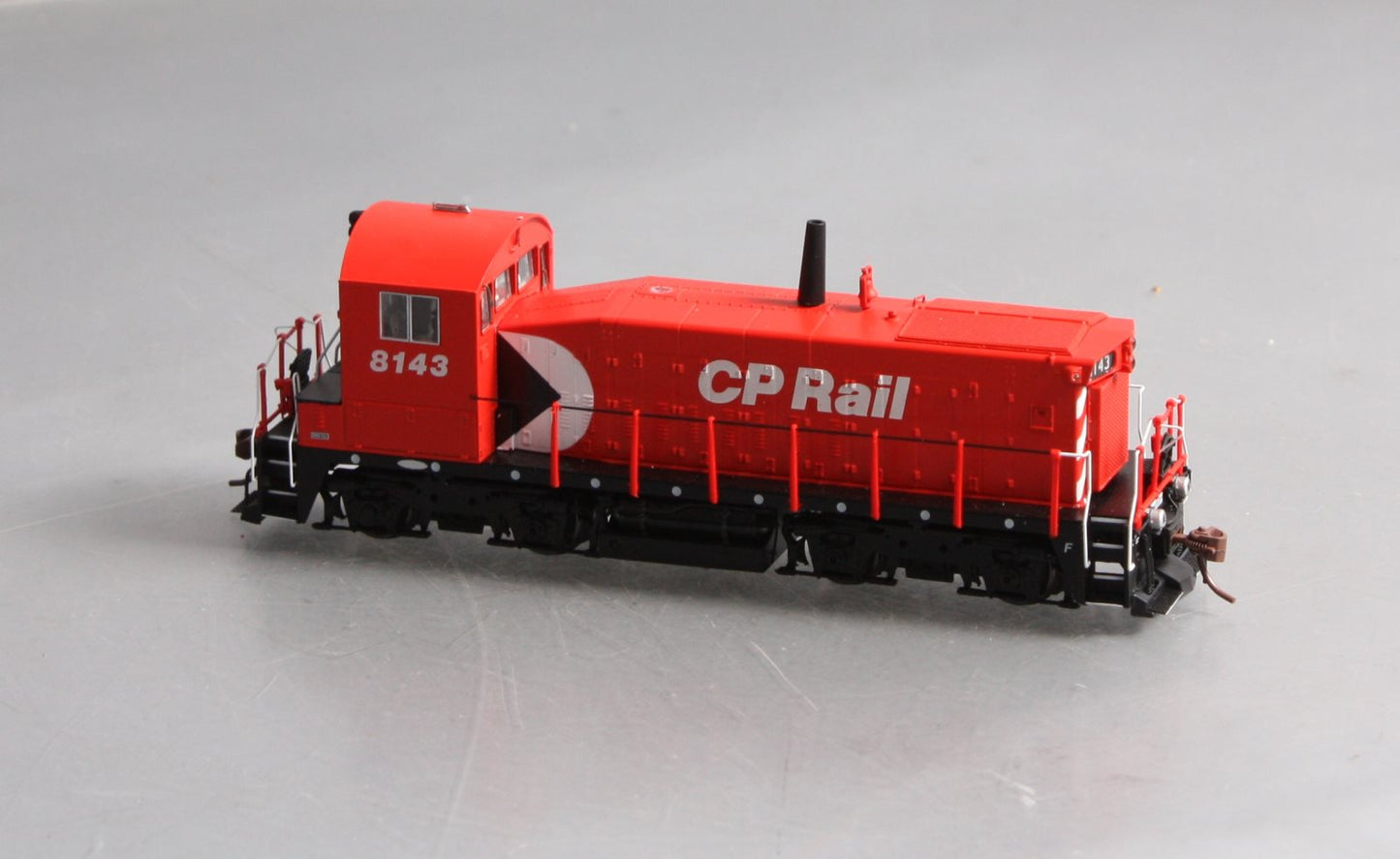 Rapido Trains 26027 HO CP SW1200RS Red(8')8143