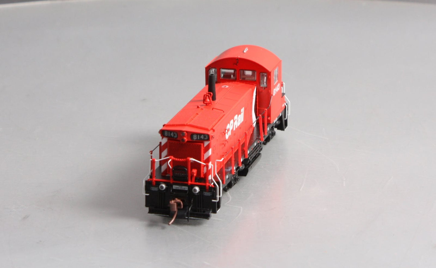 Rapido Trains 26027 HO CP SW1200RS Red(8')8143