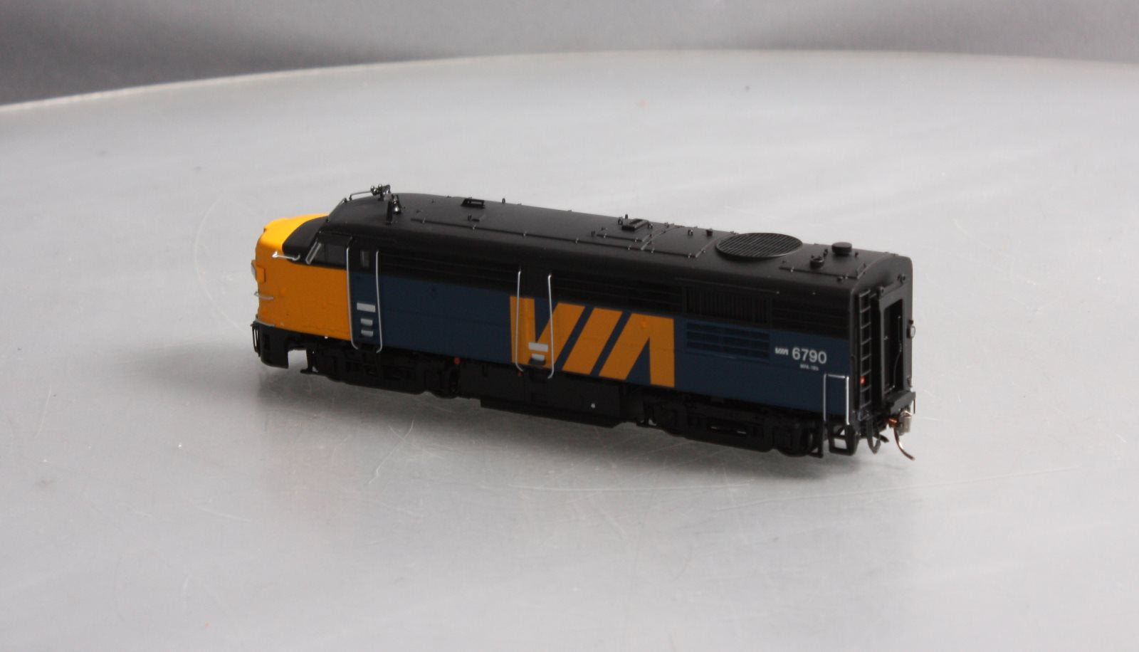 Rapido Trains 20522 HO VIA Rail Canada MLW FPA4 with Sound & DCC #6790