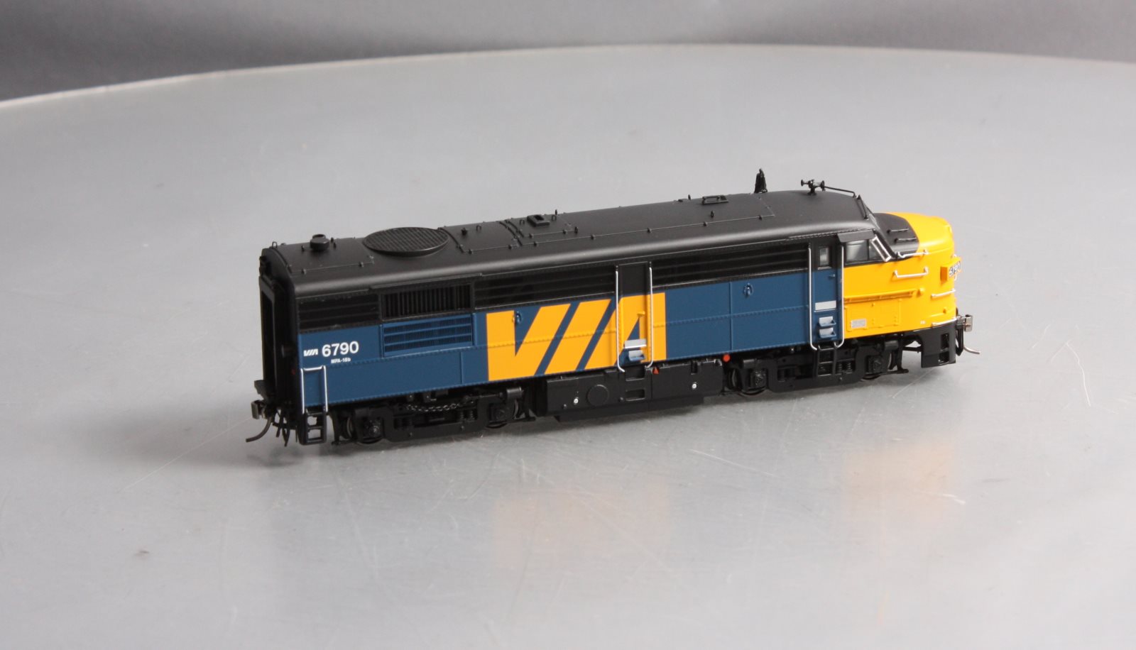 Rapido Trains 20522 HO VIA Rail Canada MLW FPA4 with Sound & DCC #6790