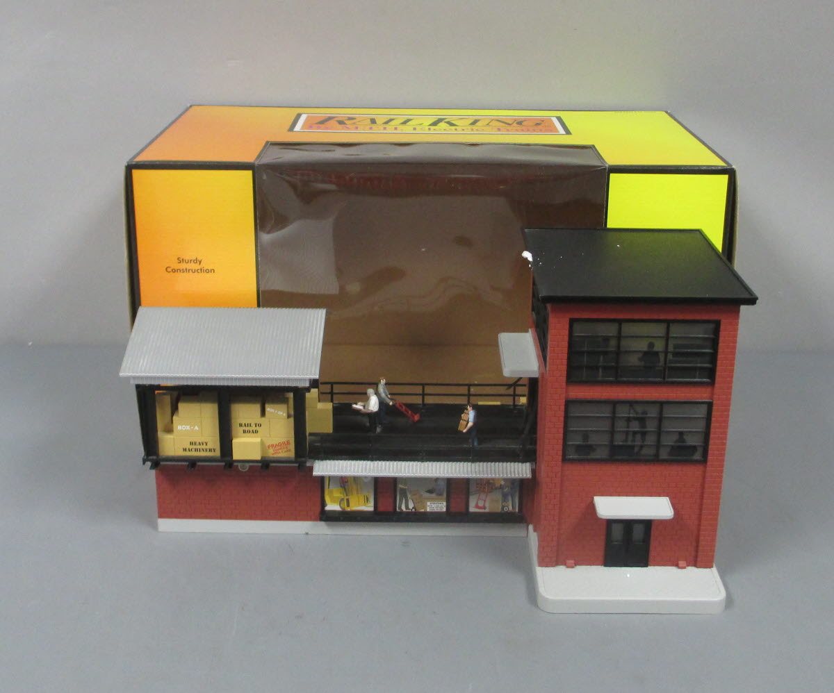 MTH 30-9110 O Gauge Operating Transfer Dock NIB