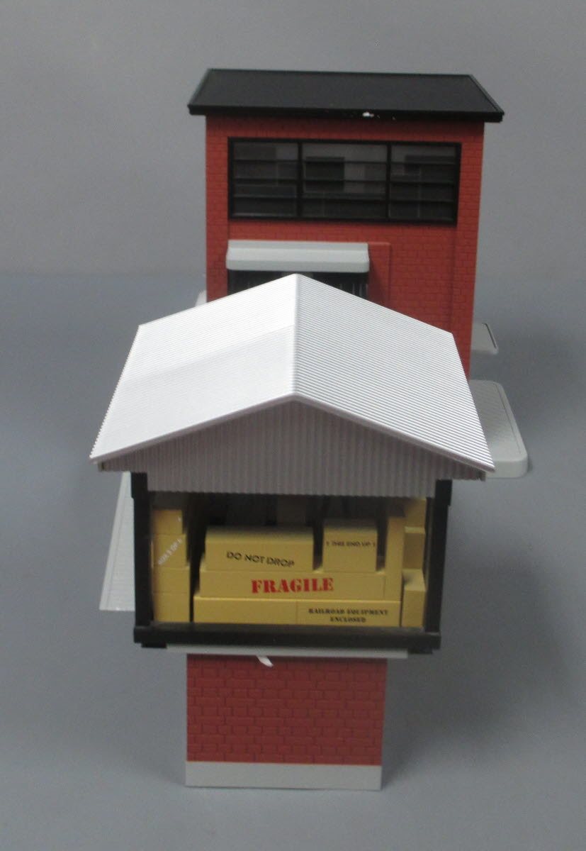 MTH 30-9110 O Gauge Operating Transfer Dock NIB