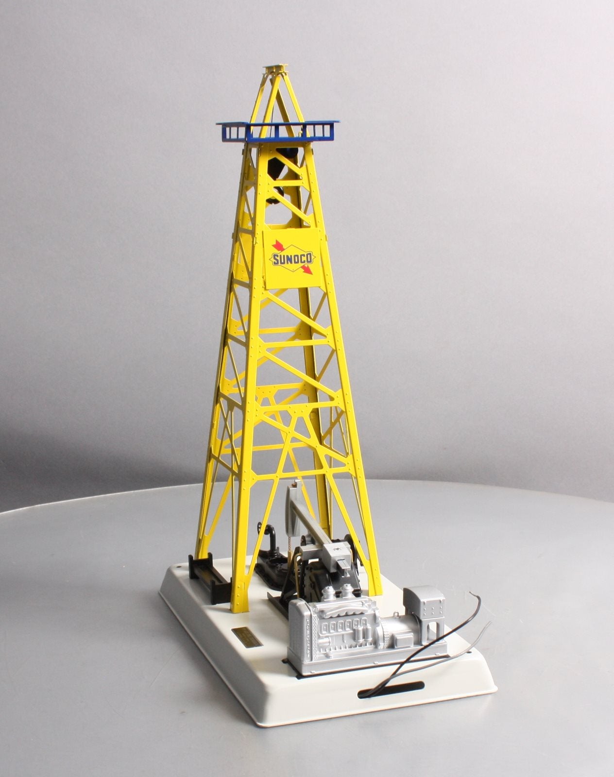 Lionel 6-24238 O Gauge Sunoco Oil Derrick LN/Box