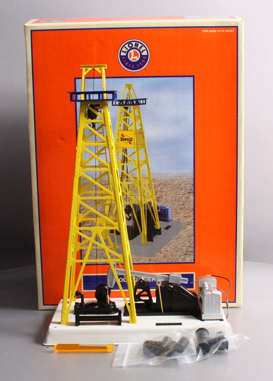 Lionel 6-24238 O Gauge Sunoco Oil Derrick LN/Box