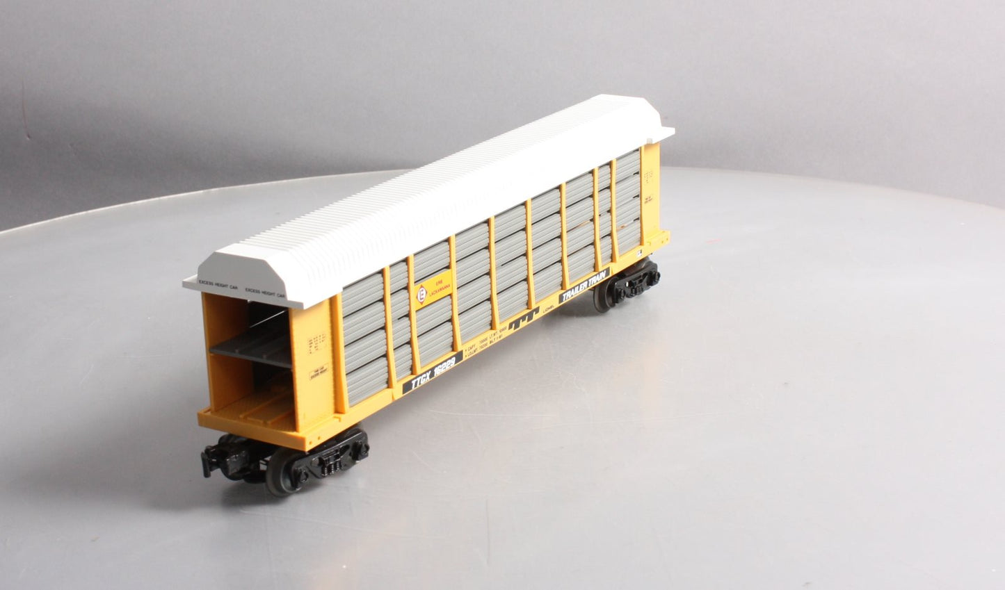 Lionel 6-16229 O Gauge Erie Lackawanna Screened Auto Carrier NIB