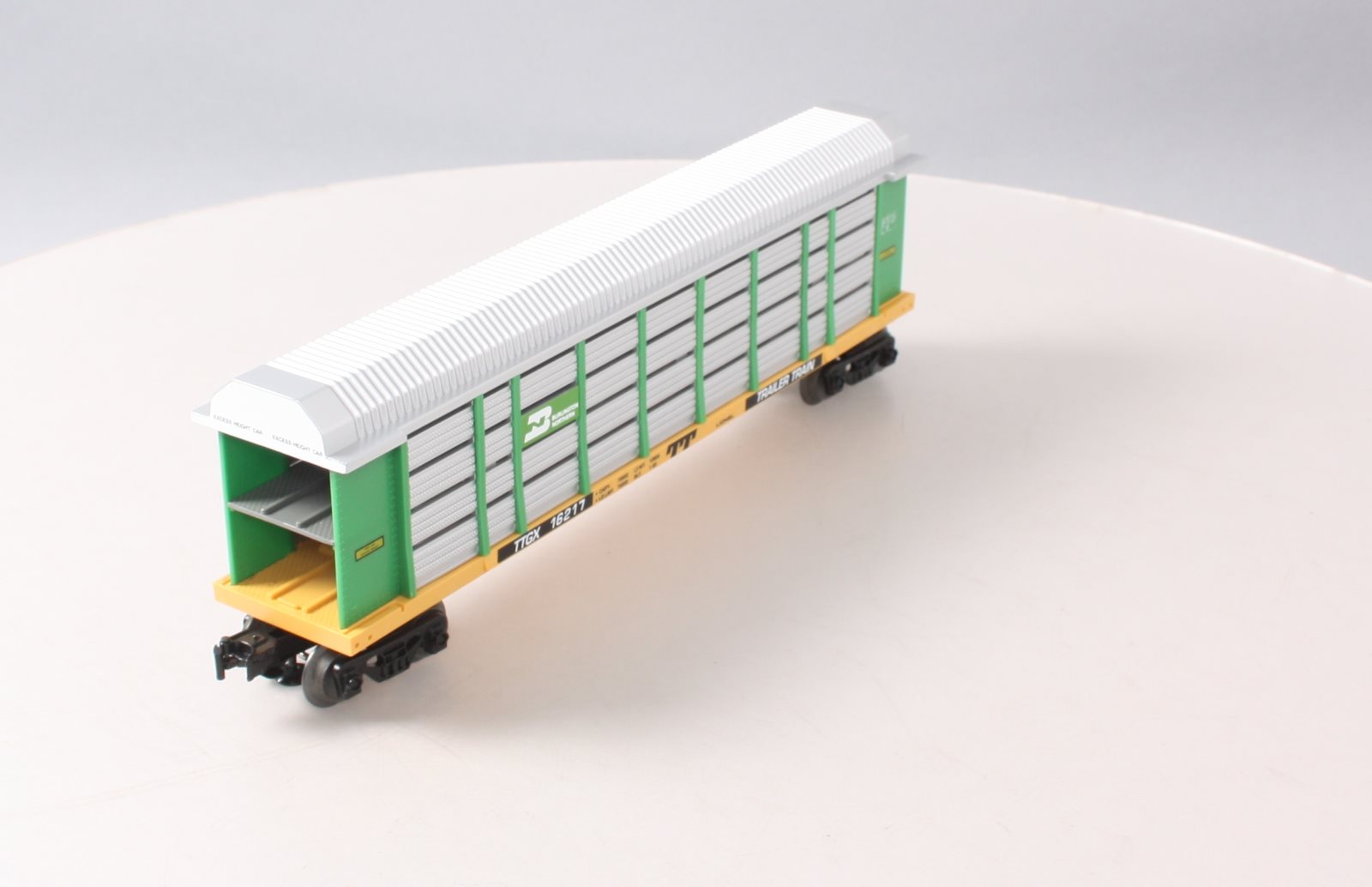 Lionel 6-16217 O Gauge Burlington Northern Auto Carrier with Screens LN/Box