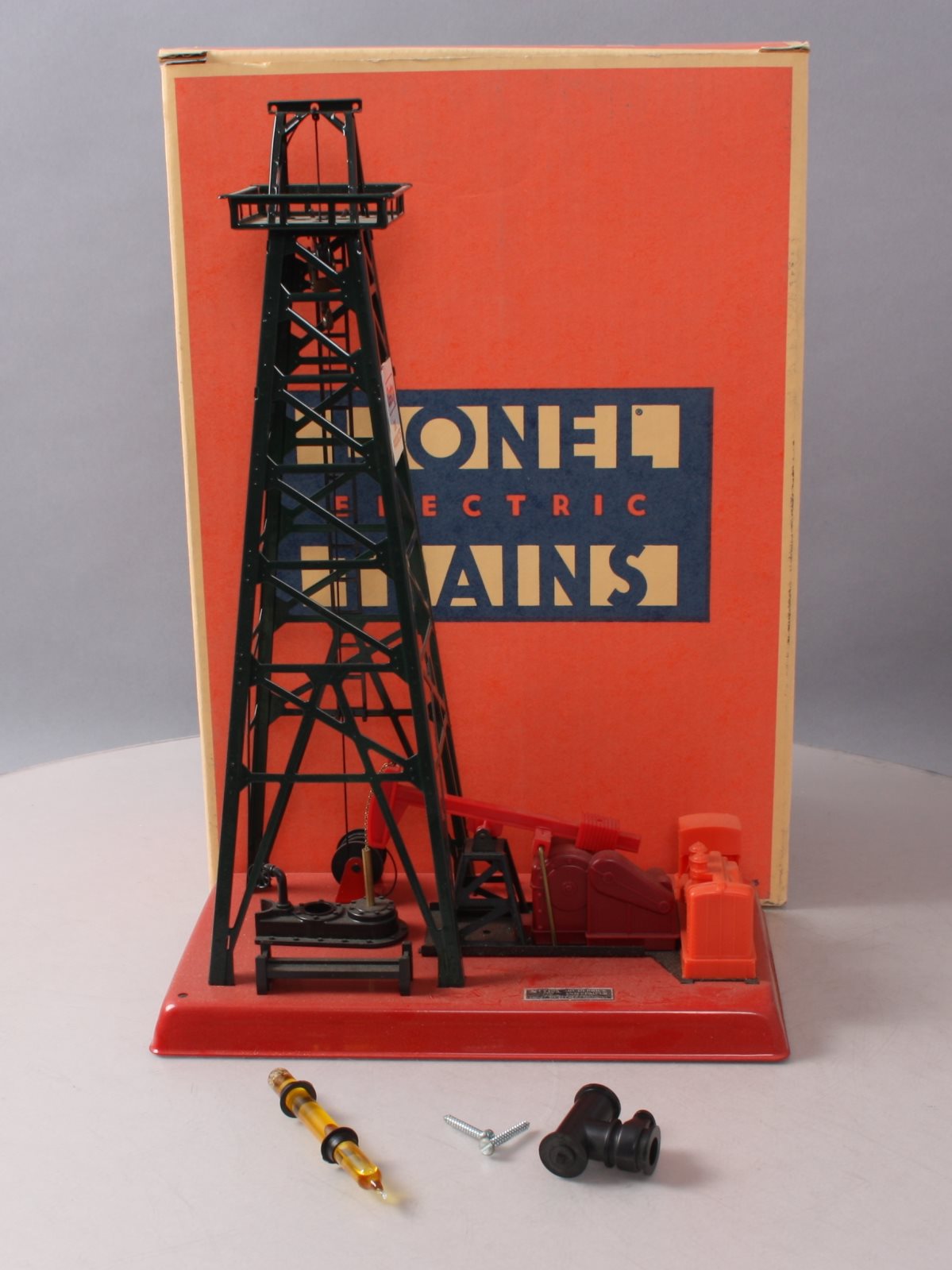 Lionel 6-2305 O Gauge Getty Operating Oil Derrick And Pump EX/Box