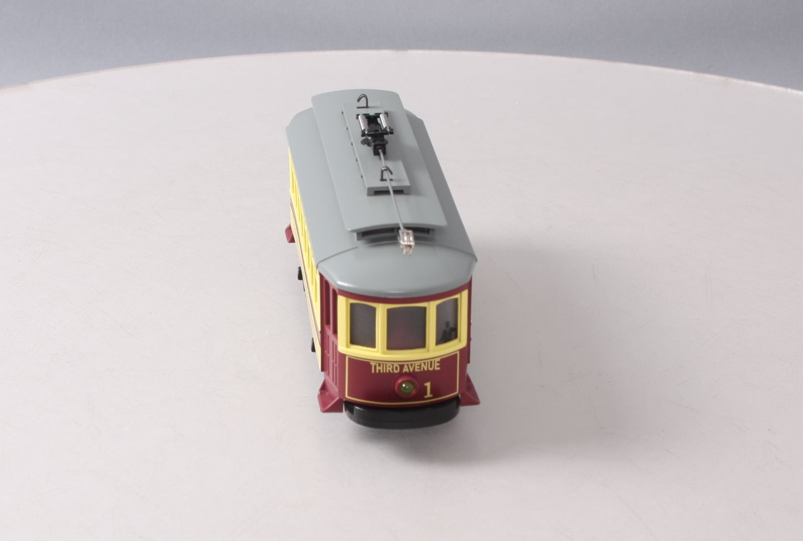 MTH 30-5208 O Gauge City Hall To Central Park Trolley LN/Box