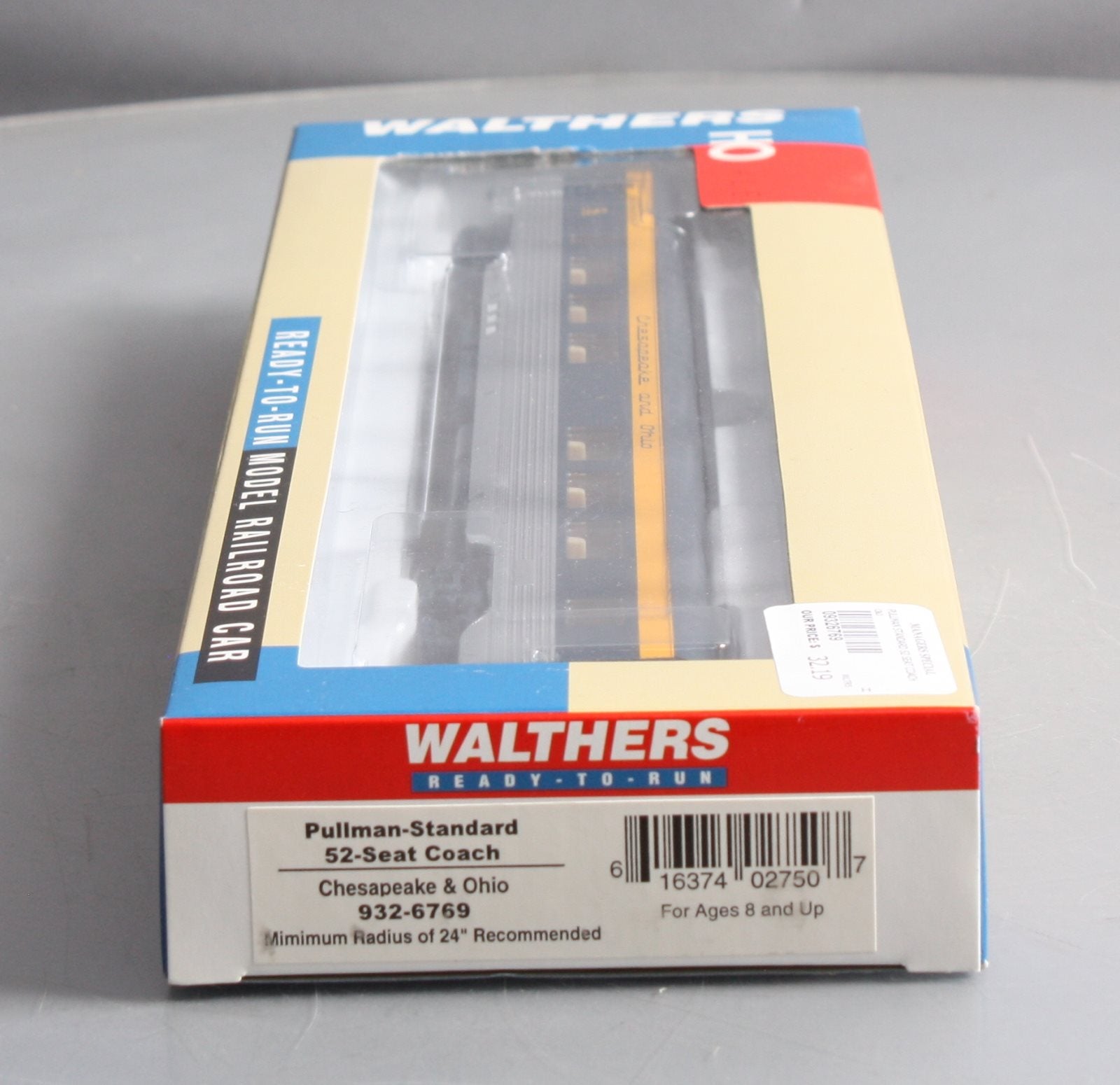 Walthers 932-6769 HO Chesapeake & Ohio Pullman-Standard 52-Seat Coach Car LN/Box