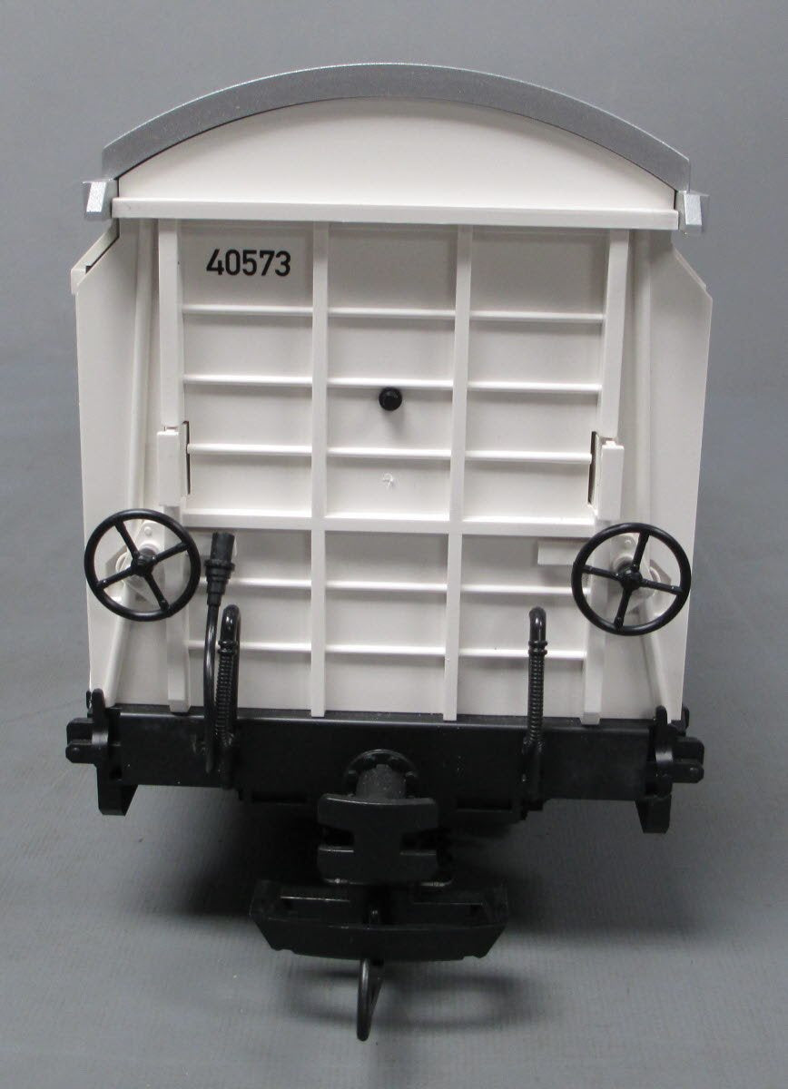 LGB 40573 Stauder Boxcar with Sliding Doors LN/Box