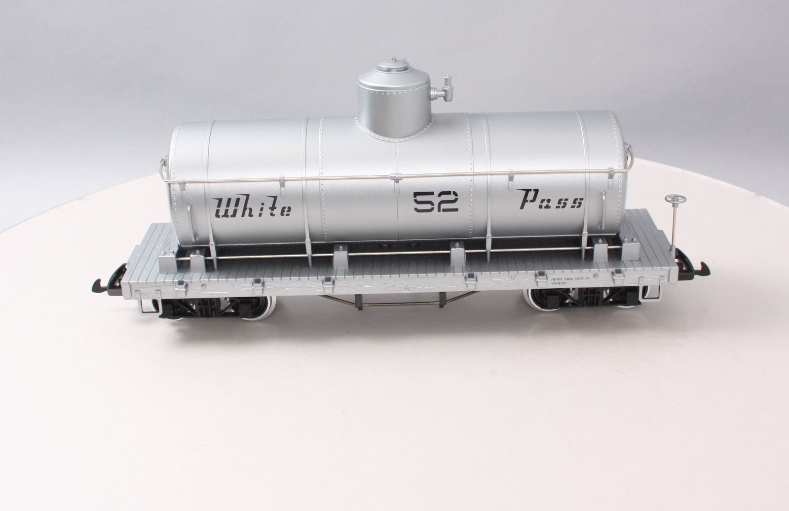 LGB 40808 G White Pass & Yukon Tank Car #52 (silver) - Metal